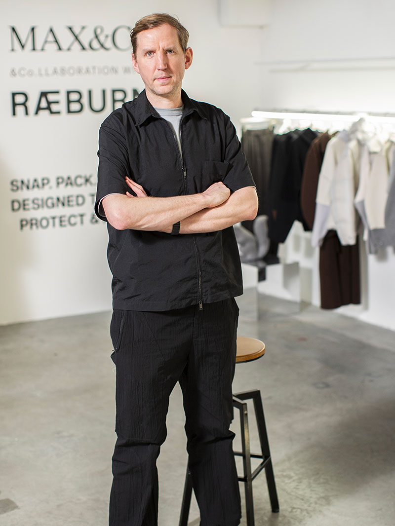 Reaburn Maxandco Biography Desktop MAX&Co.